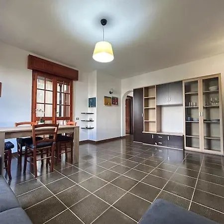 Holiday Home *