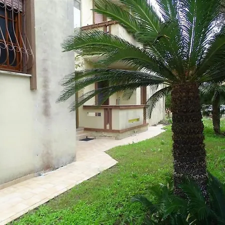 Διαμέρισμα Holiday Home