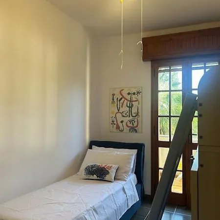 Διαμέρισμα Holiday Home