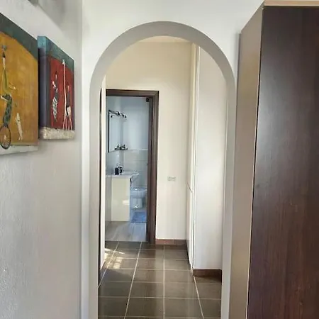 Διαμέρισμα Holiday Home *