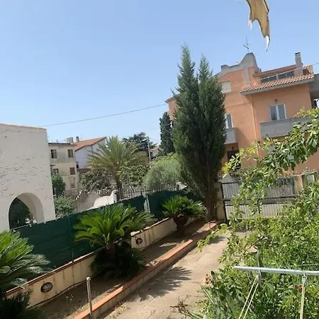 Διαμέρισμα Holiday Home *