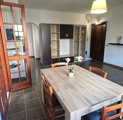 Апартаменты Holiday Home La Maddalena (Cagliari)