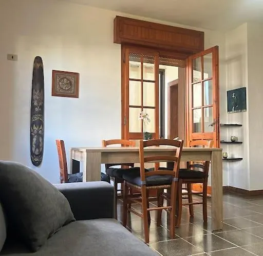 Апартаменты Holiday Home La Maddalena (Cagliari)